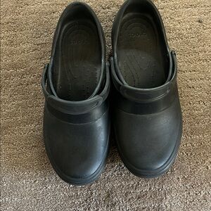 Crocs Women’s Black Clogs